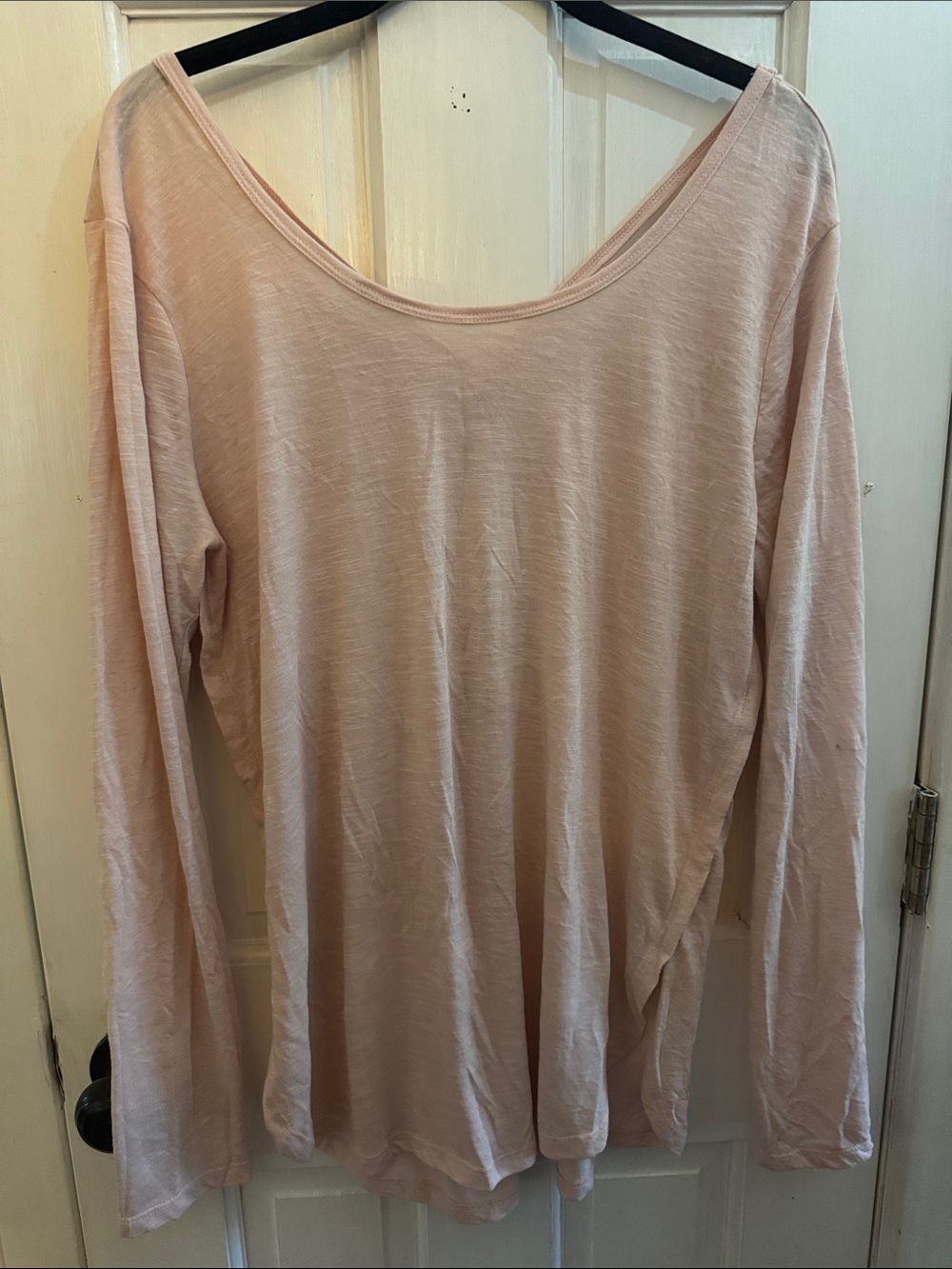 GAIAM Blush Long-Sleeve Scoop Neck Top